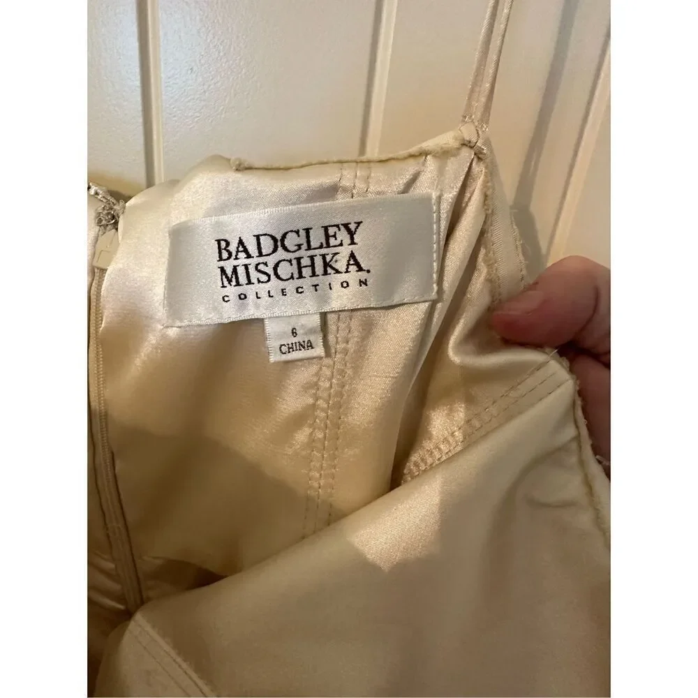 NWT Y2K Badgley Mishcka Strapless Lace Ivory Gold Midi Dress Women Size 6 SC1280